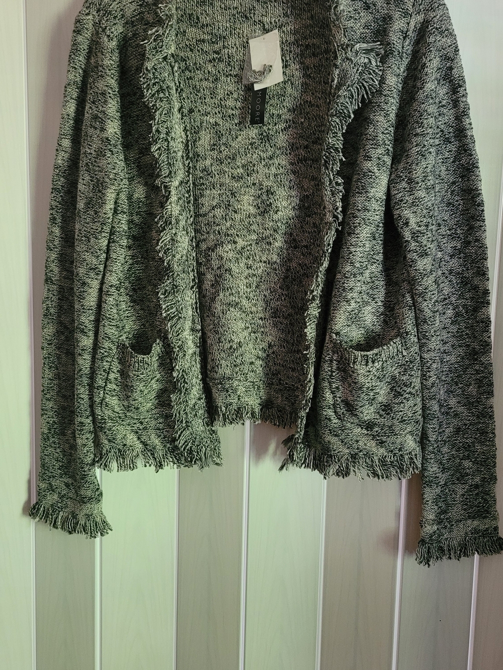 Preswick & Moore Women’s Gray Fringed Open-Front Cardigan
